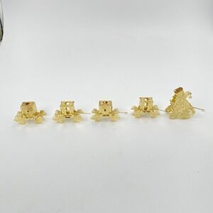 Vintage Gold Filigree Metal Angel and Carriage Christmas Ornament Set 5pc